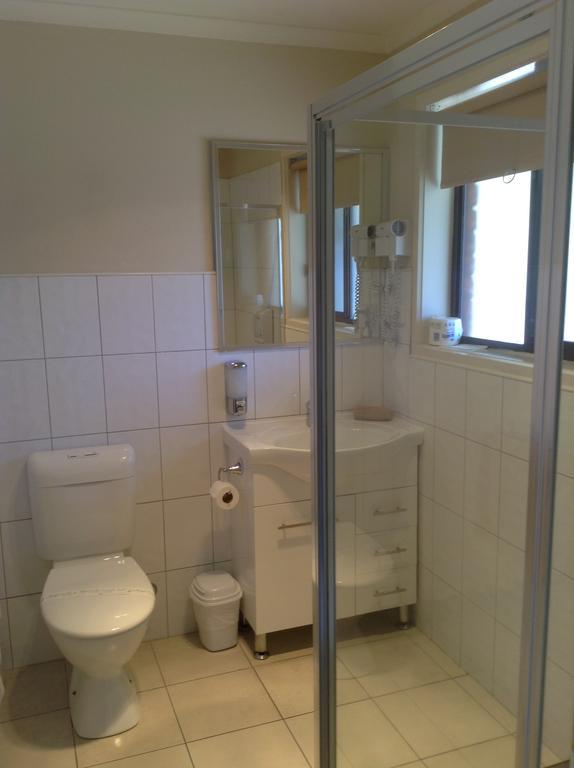 Melton Motor Inn And Apartments Oda fotoğraf