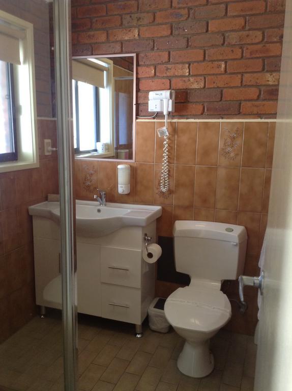 Melton Motor Inn And Apartments Oda fotoğraf