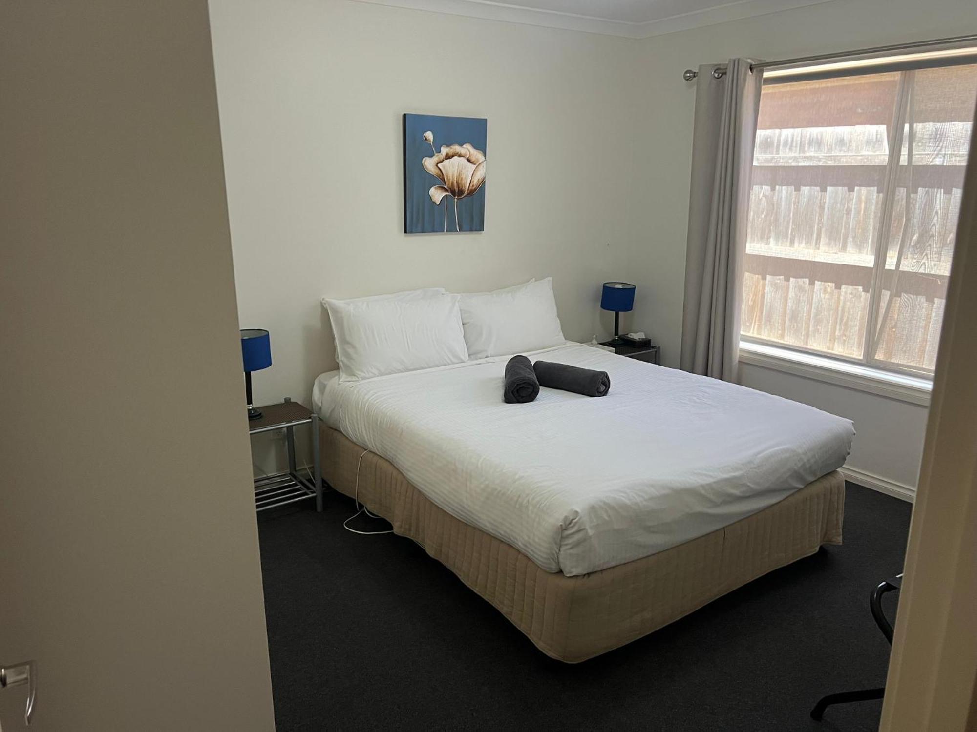 Melton Motor Inn And Apartments Dış mekan fotoğraf