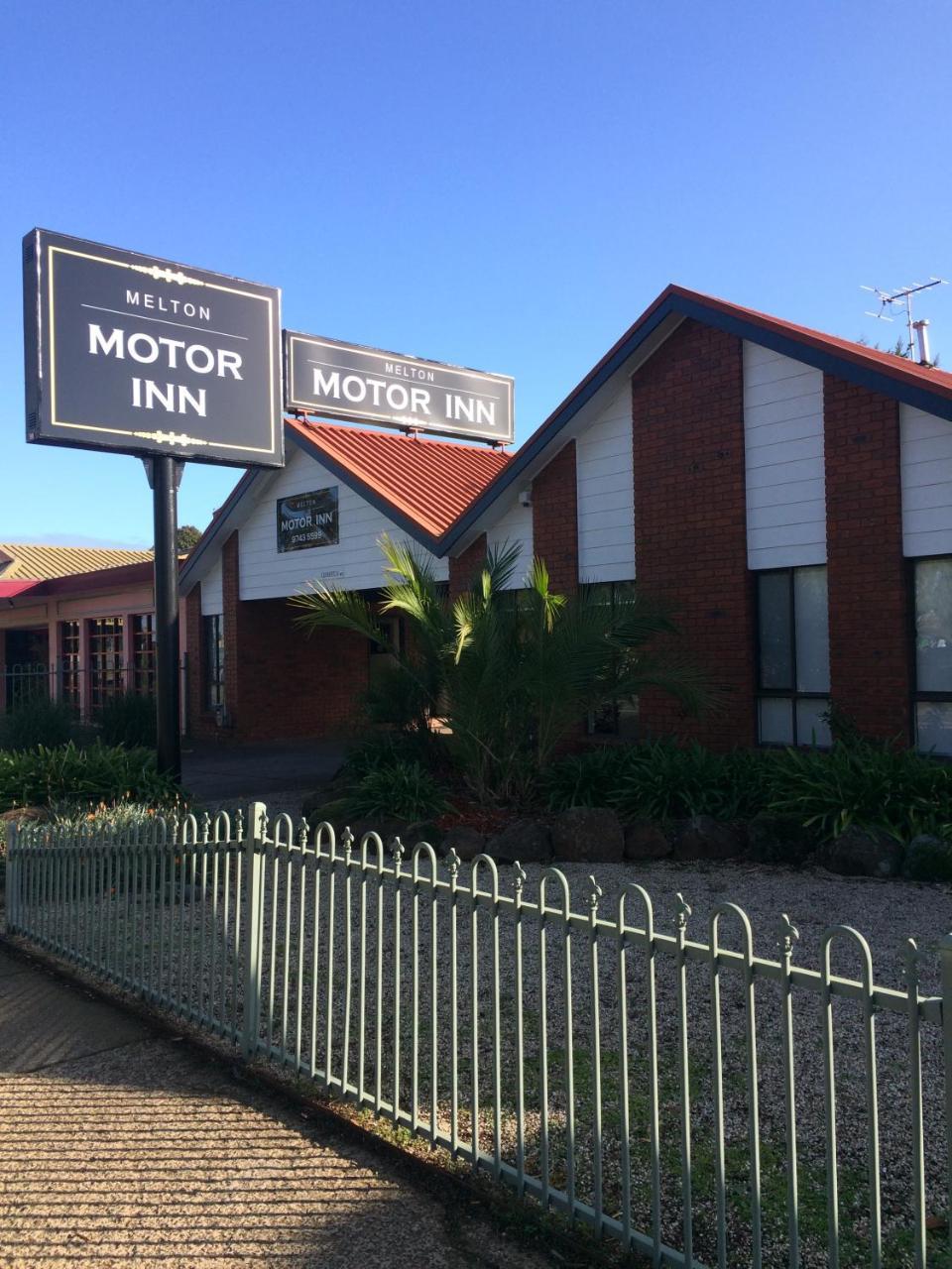 Melton Motor Inn And Apartments Dış mekan fotoğraf