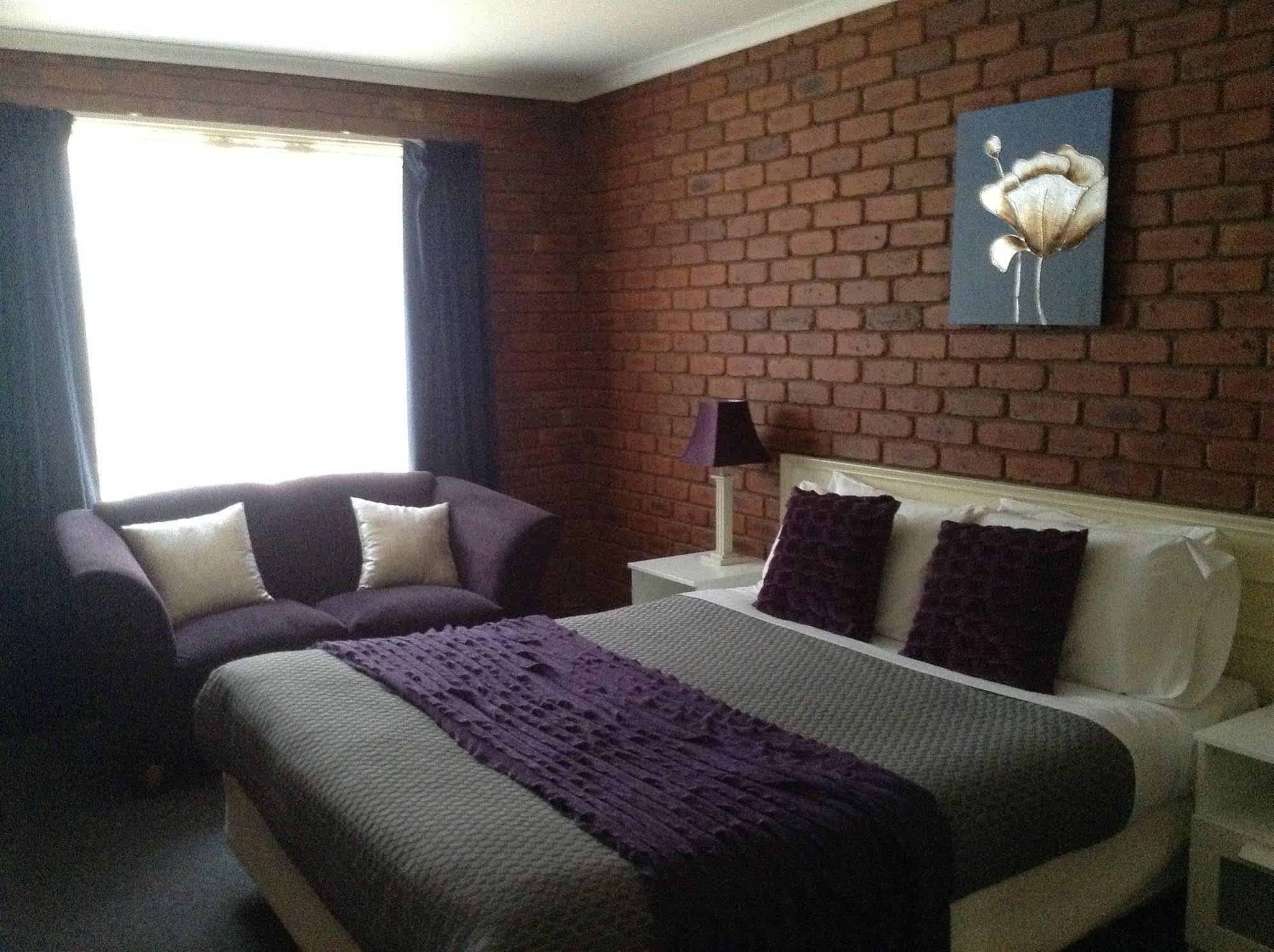Melton Motor Inn And Apartments Dış mekan fotoğraf