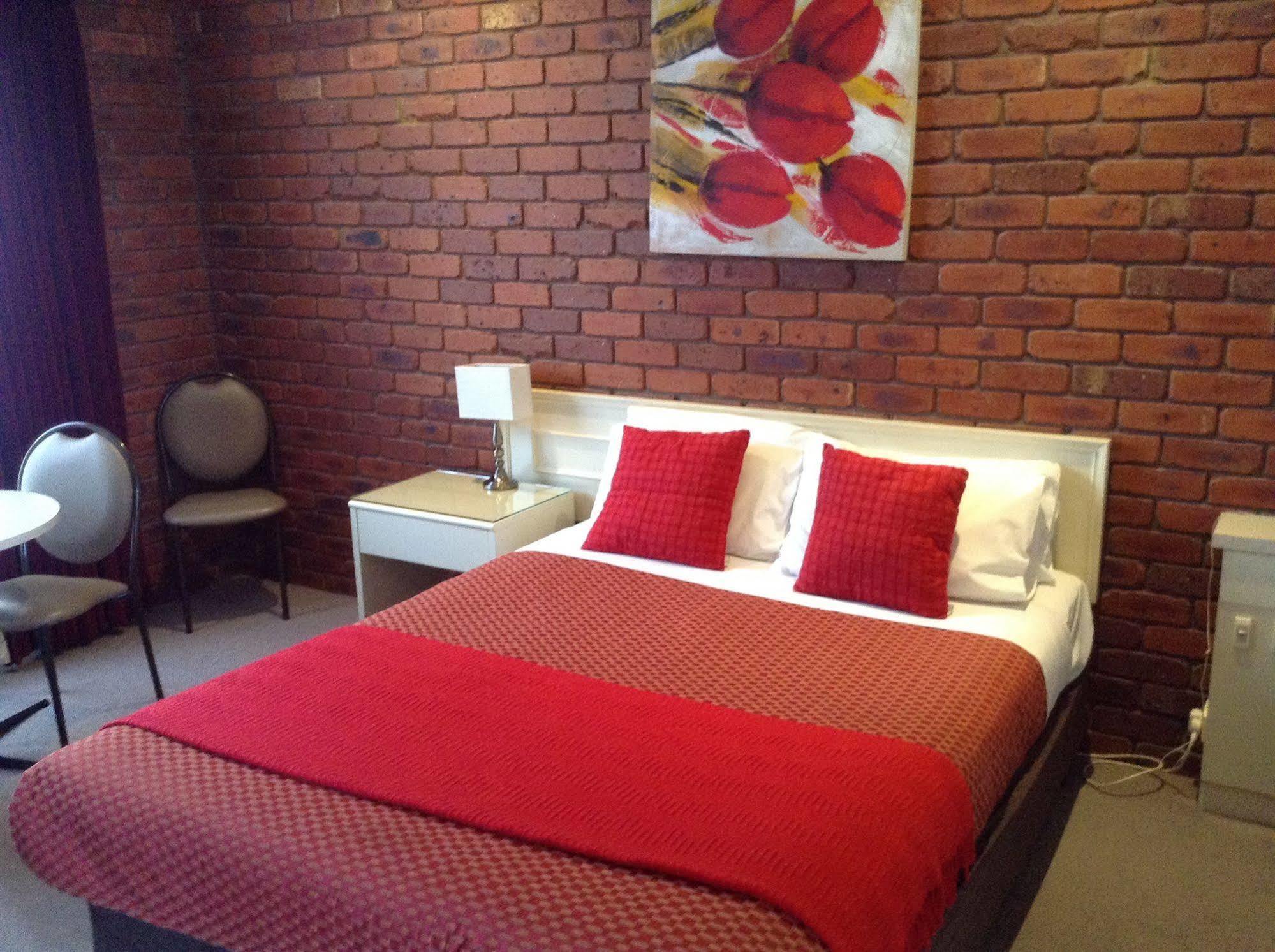 Melton Motor Inn And Apartments Dış mekan fotoğraf