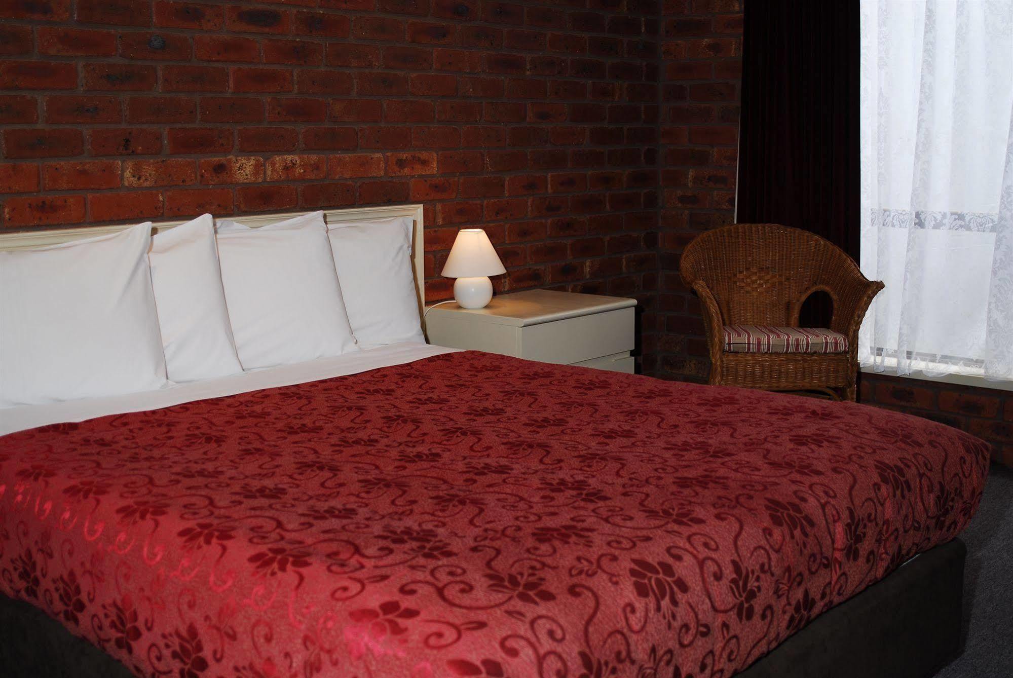 Melton Motor Inn And Apartments Dış mekan fotoğraf